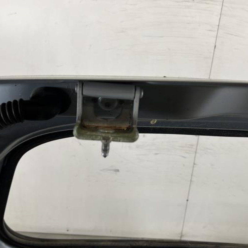 Malle/Hayon arriere PEUGEOT 207 Photo n°8