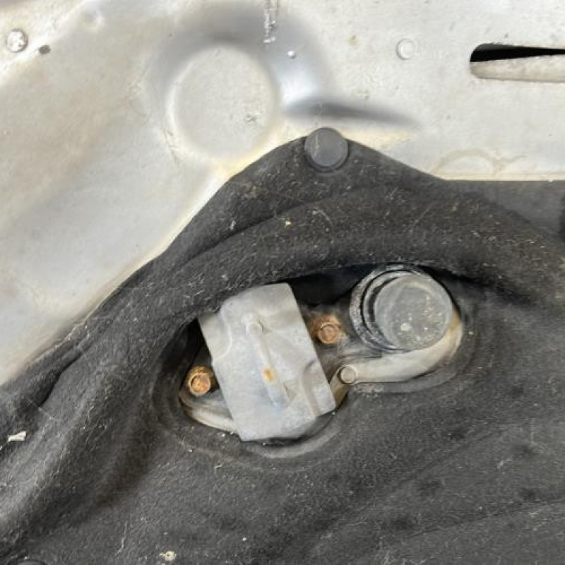 Capot MERCEDES CLASSE C 203 COUPE SPORT Photo n°7