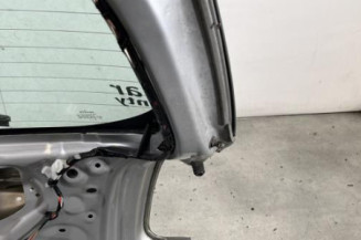 Malle/Hayon arriere TOYOTA AURIS 1