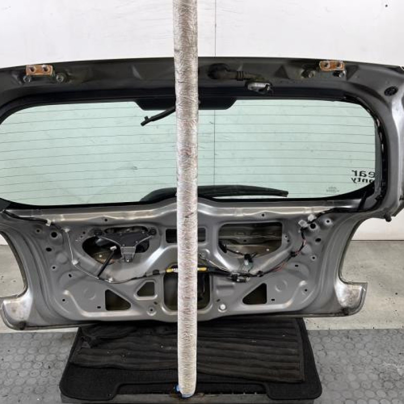 Malle/Hayon arriere TOYOTA AURIS 1 Photo n°10