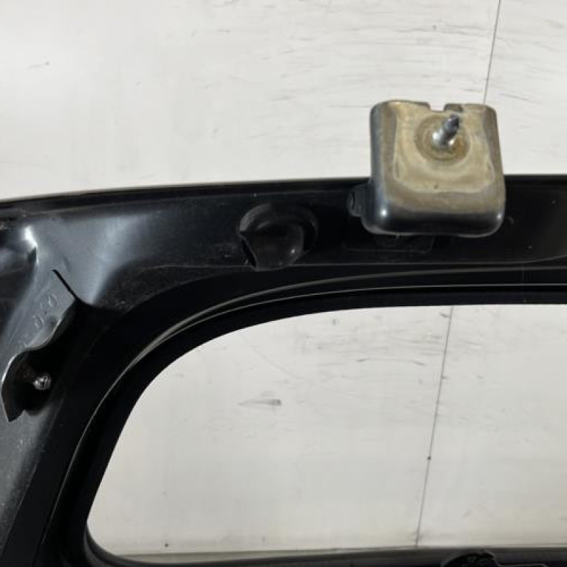 Malle/Hayon arriere PEUGEOT 207 Photo n°7