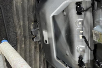 Malle/Hayon arriere PEUGEOT 207