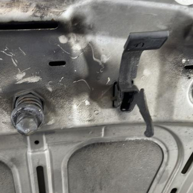 Capot OPEL CORSA C Photo n°6