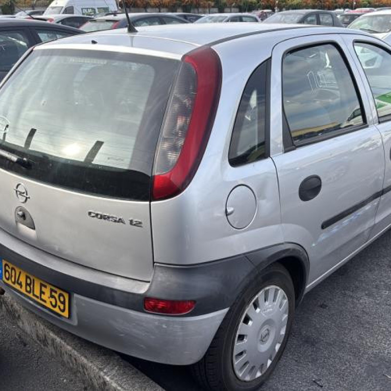 Capot OPEL CORSA C Photo n°12