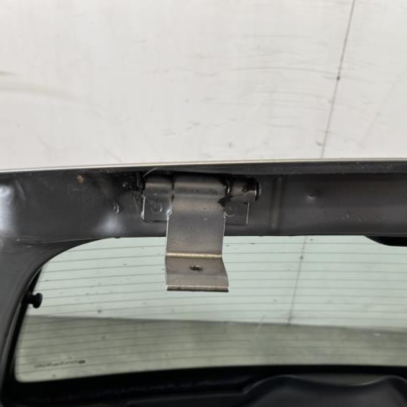 Malle/Hayon arriere OPEL CORSA C Photo n°7