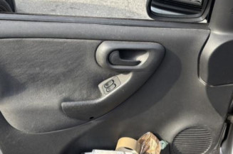 Malle/Hayon arriere OPEL CORSA C