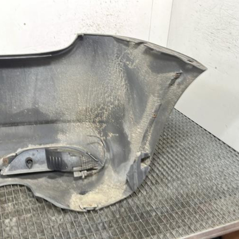 Pare choc arriere FIAT GRANDE PUNTO Photo n°4