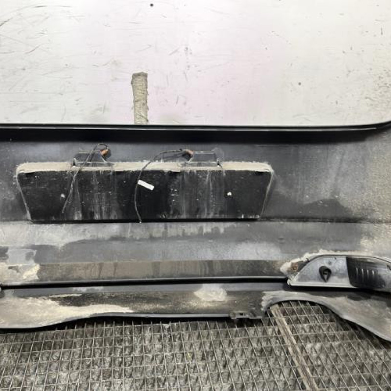 Pare choc arriere FIAT GRANDE PUNTO Photo n°5