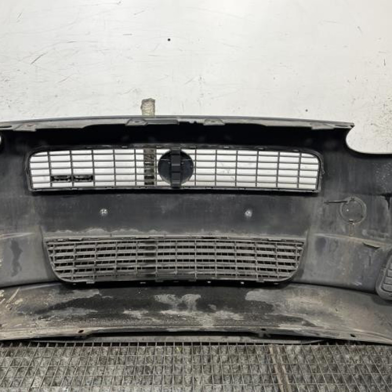 Pare choc avant FIAT GRANDE PUNTO Photo n°5