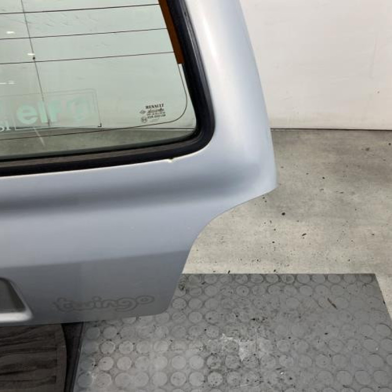 Malle/Hayon arriere RENAULT TWINGO 1 Photo n°4