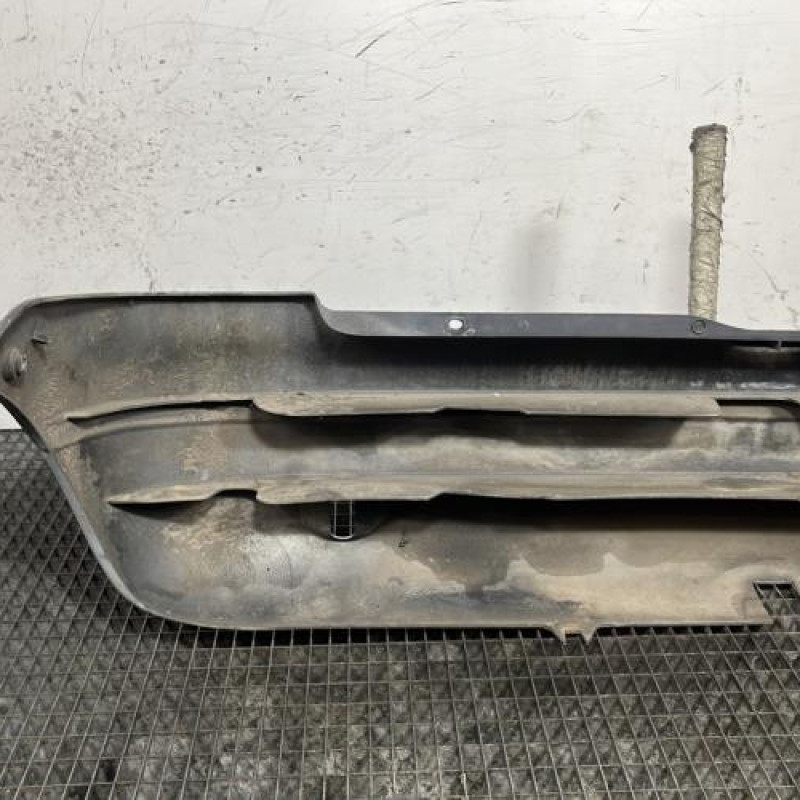 Pare choc arriere RENAULT TWINGO 1 Photo n°7