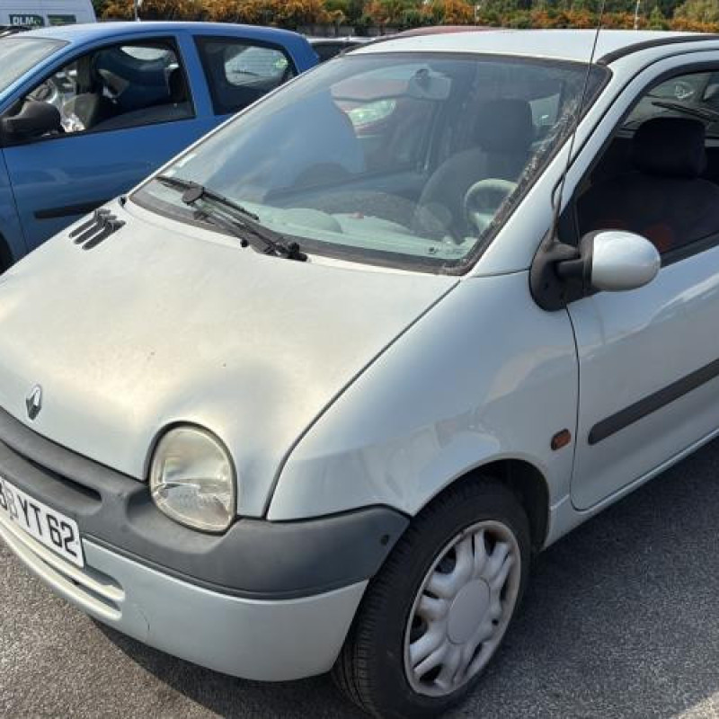 Pare choc arriere RENAULT TWINGO 1 Photo n°9