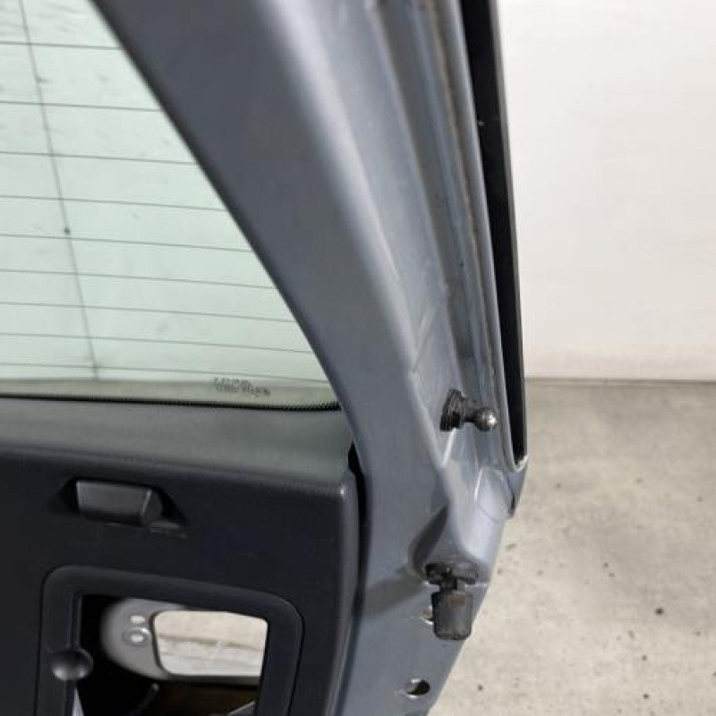 Malle/Hayon arriere SEAT IBIZA 3 Photo n°8