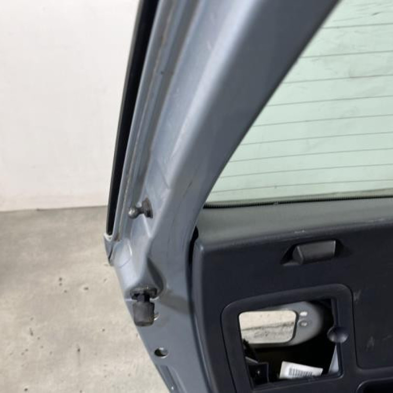 Malle/Hayon arriere SEAT IBIZA 3 Photo n°9