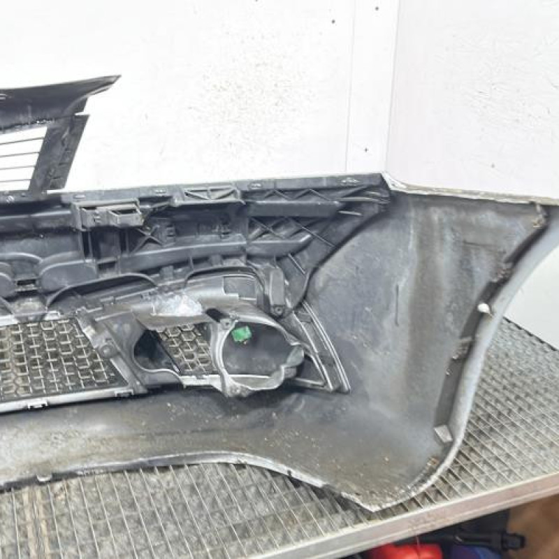 Pare choc avant SEAT IBIZA 3 Photo n°4