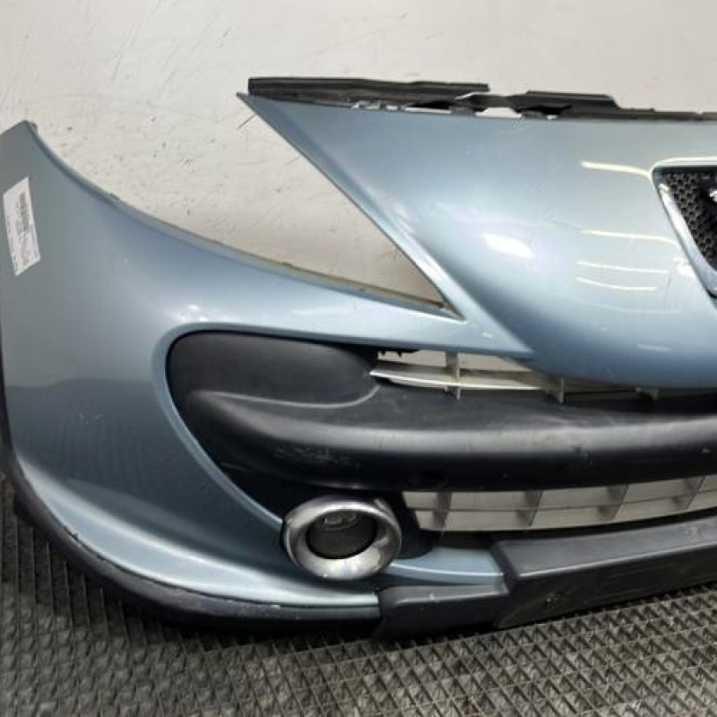 Pare choc avant PEUGEOT 207 Photo n°2