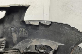 Pare choc avant TOYOTA AURIS 1