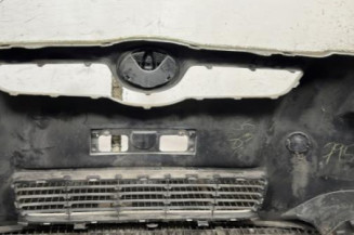 Pare choc avant TOYOTA AURIS 1