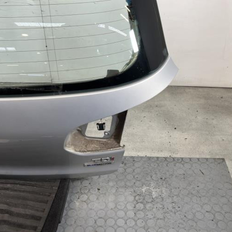 Malle/Hayon arriere VOLKSWAGEN GOLF 6 Photo n°4