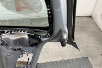 Malle/Hayon arriere VOLKSWAGEN GOLF 6