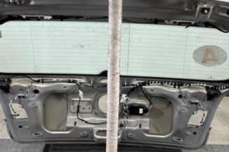 Malle/Hayon arriere VOLKSWAGEN GOLF 6