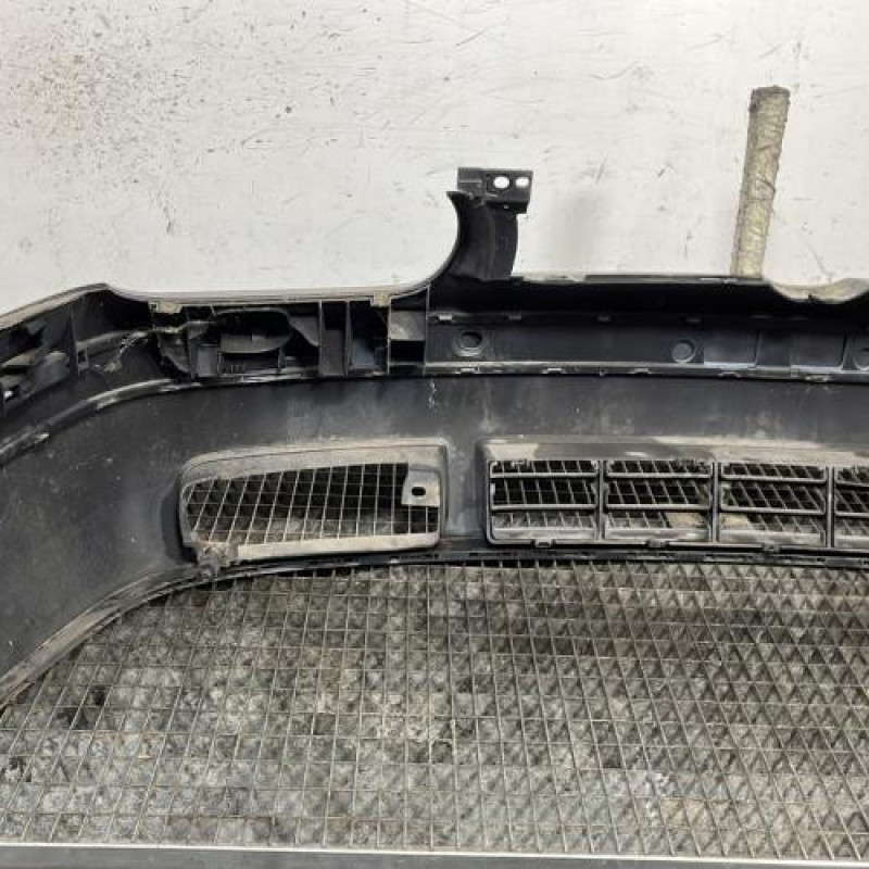 Pare choc avant VOLKSWAGEN GOLF 4 Photo n°6