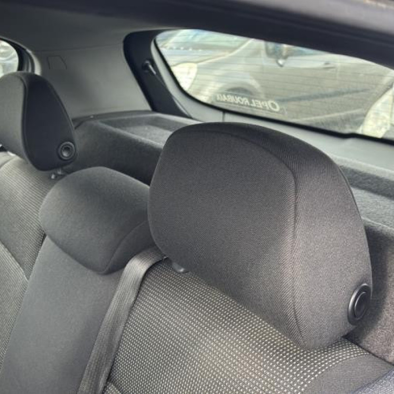 Moteur OPEL ASTRA H Photo n°11