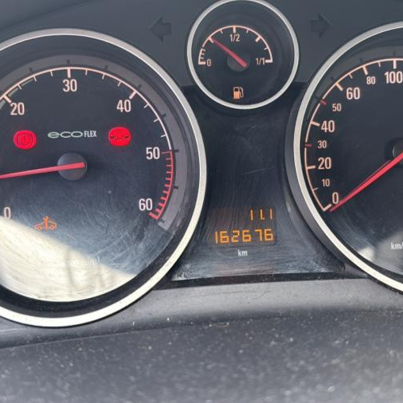 Moteur OPEL ASTRA H Photo n°19