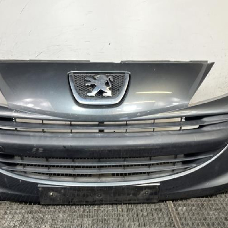 Pare choc avant PEUGEOT 207 Photo n°1