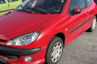 Pare choc avant PEUGEOT 206