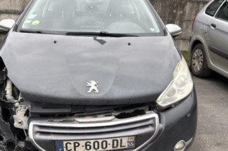 Porte avant droit PEUGEOT 208 1