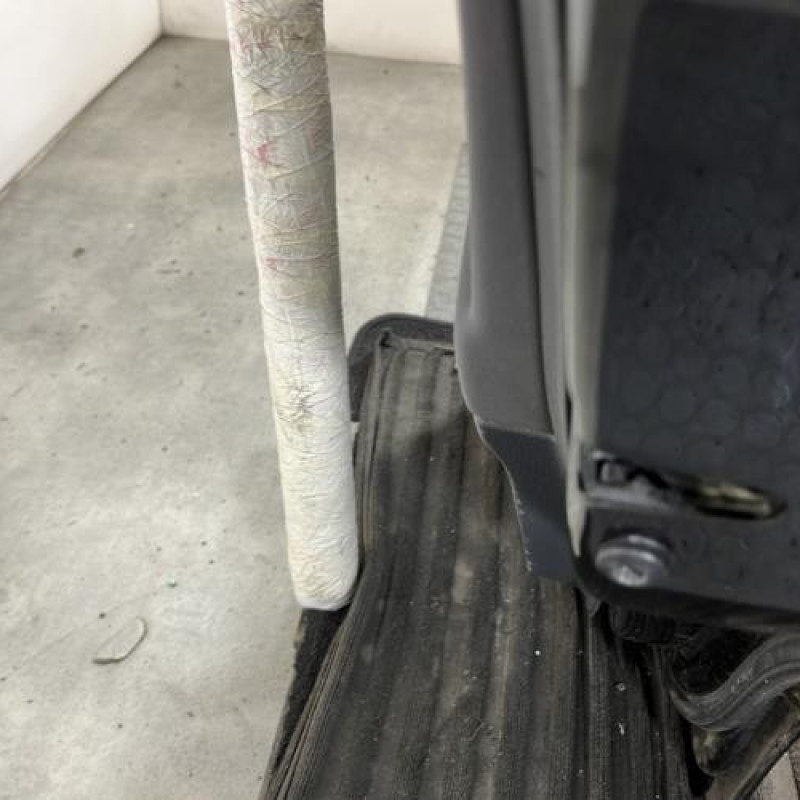 Porte arriere droit VOLKSWAGEN POLO 4 Photo n°3