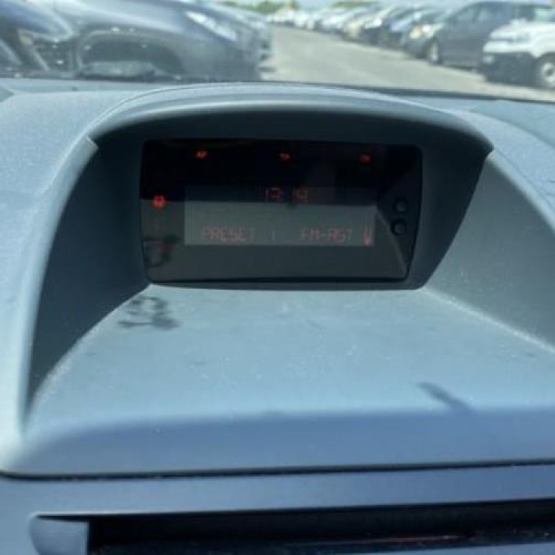 Porte avant droit FORD FIESTA 6 Photo n°20