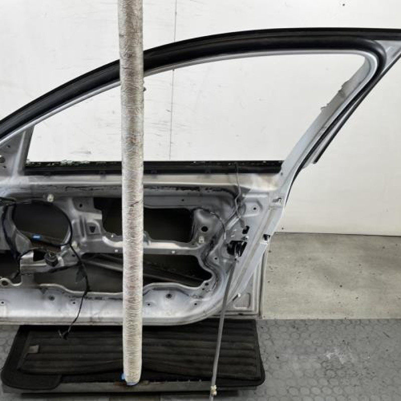 Porte avant droit BMW SERIE 3 E90 Photo n°7