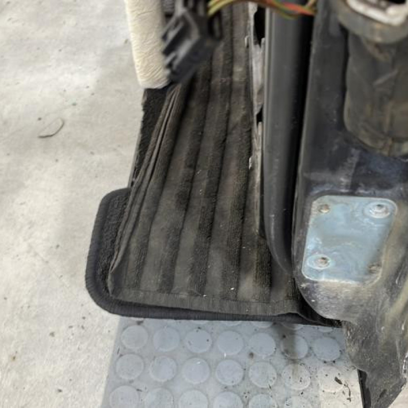 Porte avant gauche VOLKSWAGEN POLO 4 Photo n°5