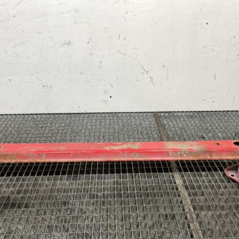 Renfort pare choc arriere (traverse) TOYOTA YARIS 2 Photo n°1