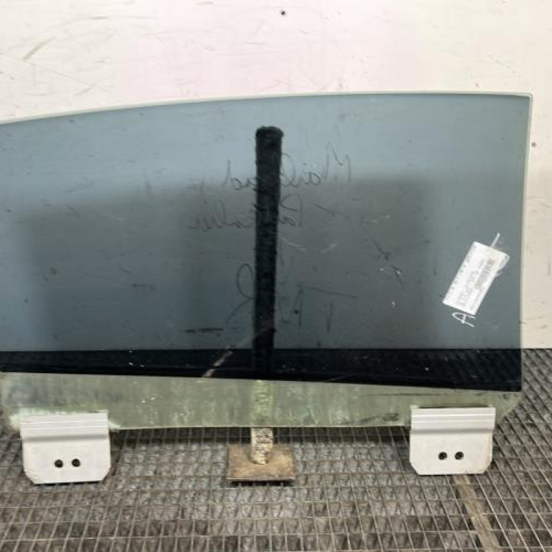 Vitre arriere gauche CITROEN C6 Photo n°4