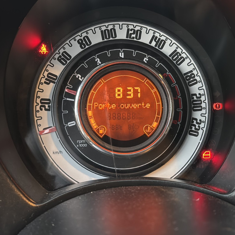 FIAT 500 2 PHASE 1 1.2i - 8V Photo n°9