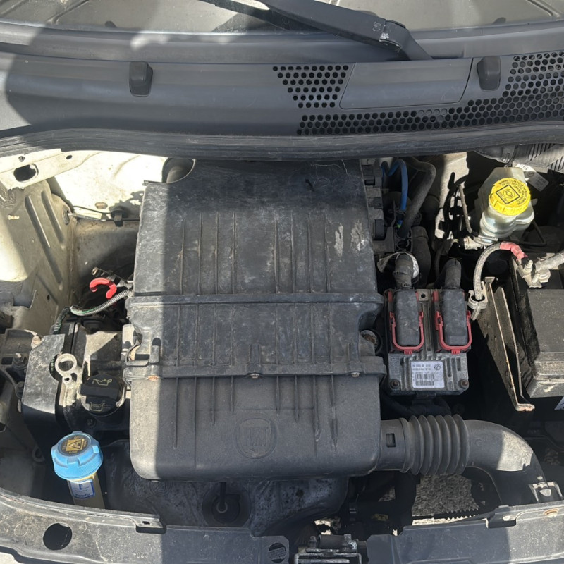 FIAT 500 2 PHASE 1 1.2i - 8V Photo n°13