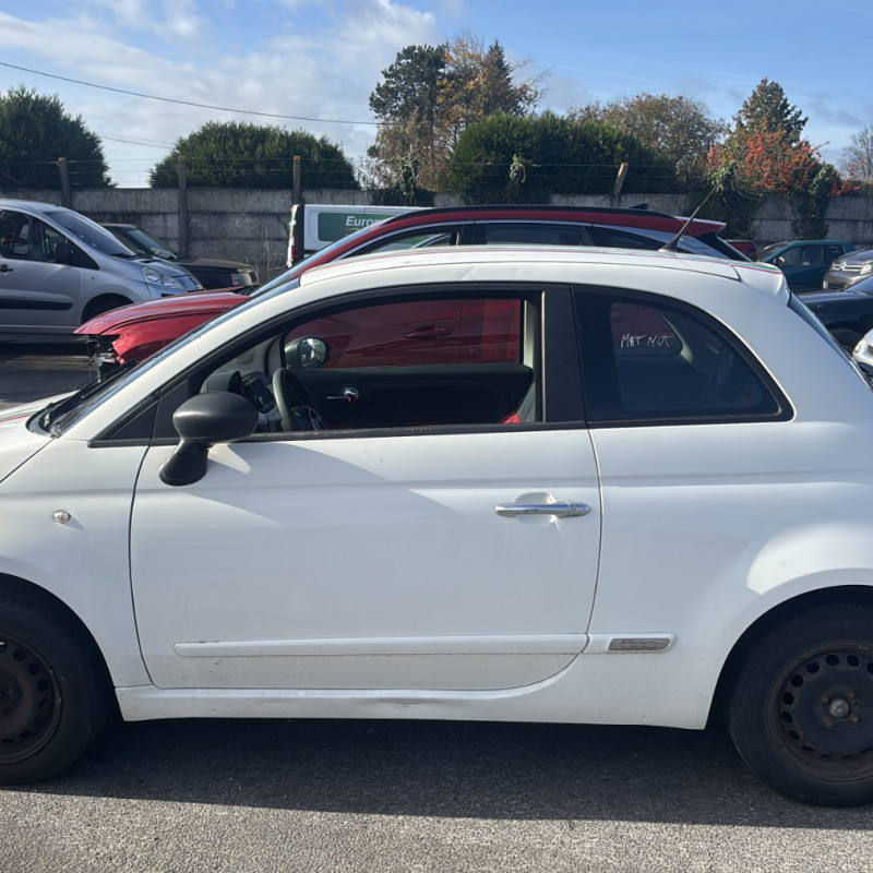 FIAT 500 2 PHASE 1 1.2i - 8V Photo n°23