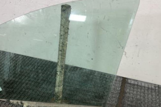 Vitre avant gauche PEUGEOT 207