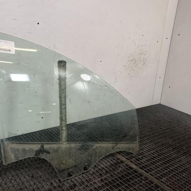 Vitre avant droit DACIA SANDERO 2 Photo n°3