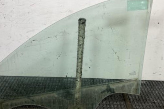Vitre avant droit DACIA SANDERO 2