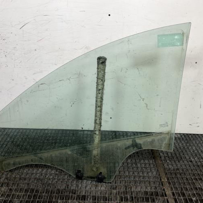 Vitre avant droit DACIA SANDERO 2 Photo n°4