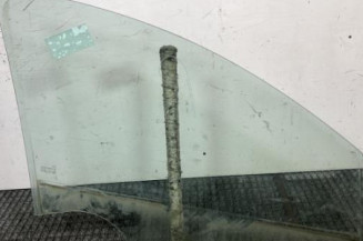 Vitre avant gauche DACIA SANDERO 2