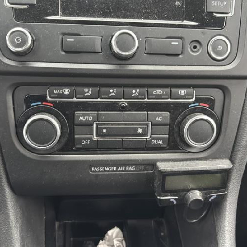 Interrupteur de leve vitre avant droit VOLKSWAGEN GOLF 6 Photo n°19