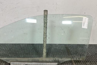 Vitre avant gauche OPEL CORSA C Photo n°1