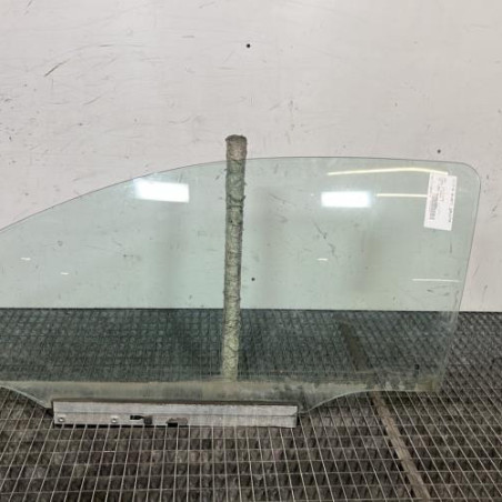Vitre avant gauche OPEL CORSA C Photo n°1