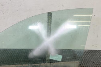 Vitre avant gauche RENAULT MEGANE 2 Photo n°1