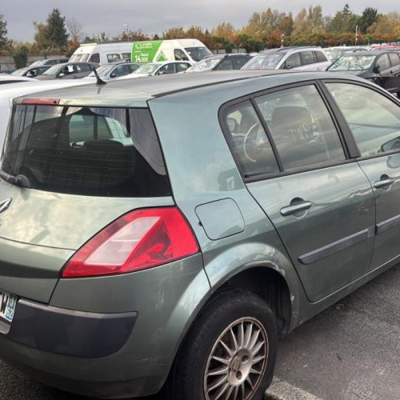 Vitre avant gauche RENAULT MEGANE 2 Photo n°8